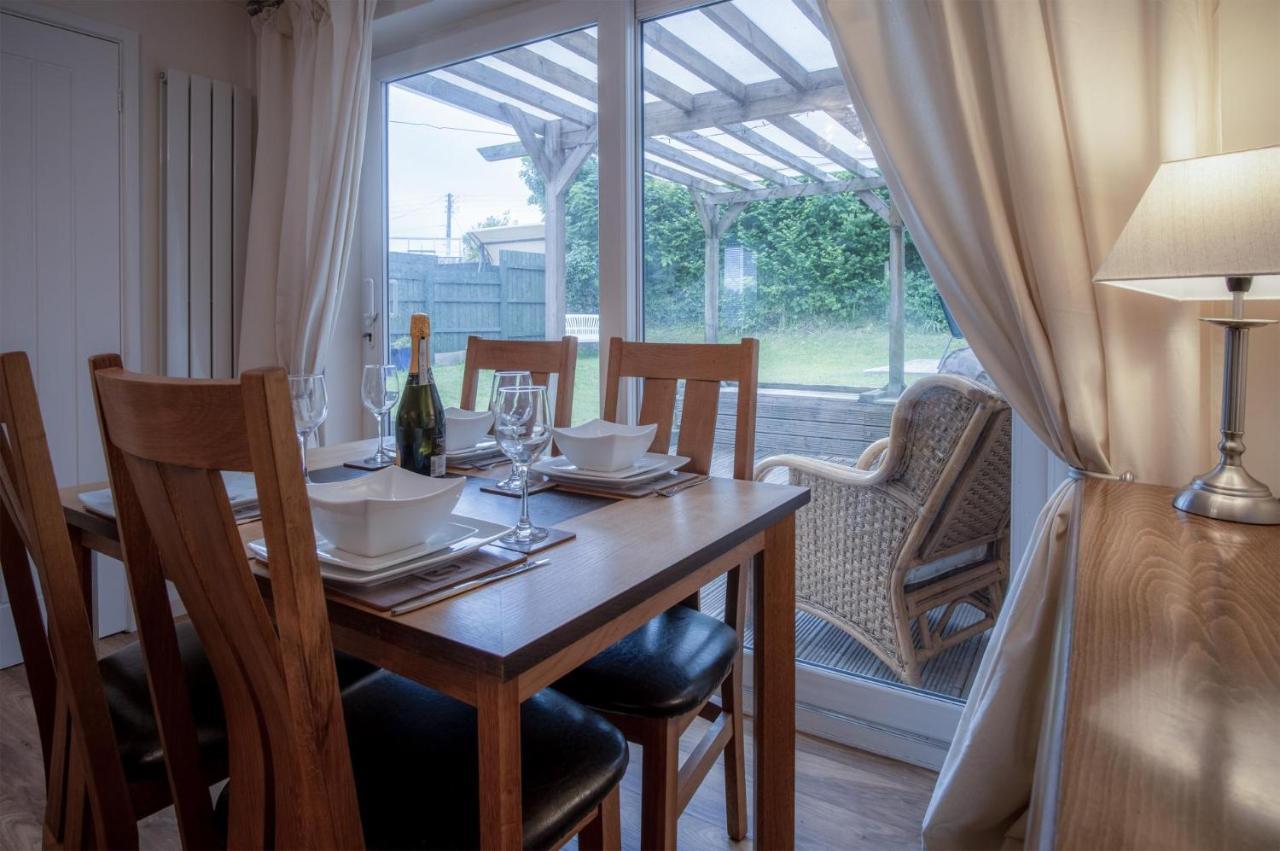 Seawinds - 2 Bedroom Bungalow - Pentlepoir Kilgetty Ngoại thất bức ảnh